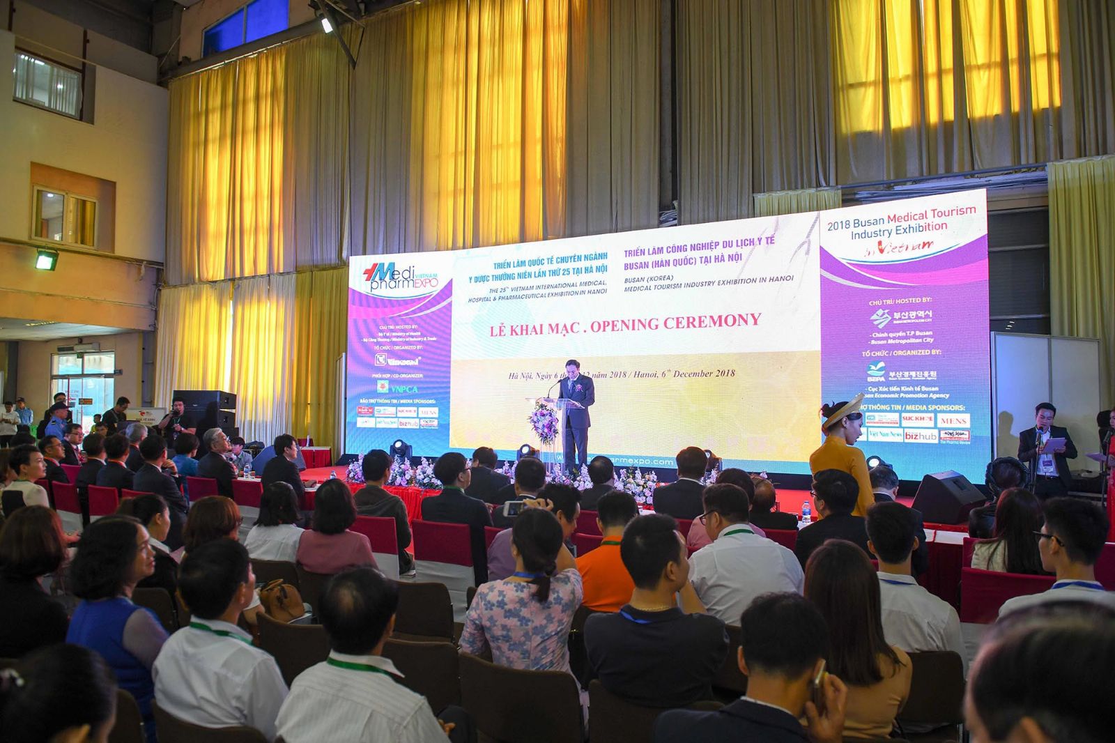 VIETNAMESE OBSTETRICS AND GYNECOLOGY CONFERENCE 2018